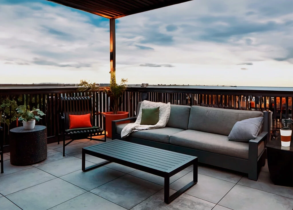 flat roof with deck