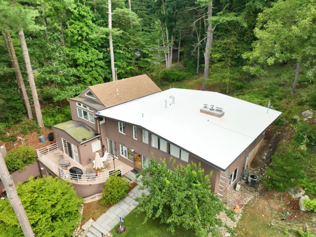 The project is ready - Roofing in Wayland - Pvc by ID Flat Roof