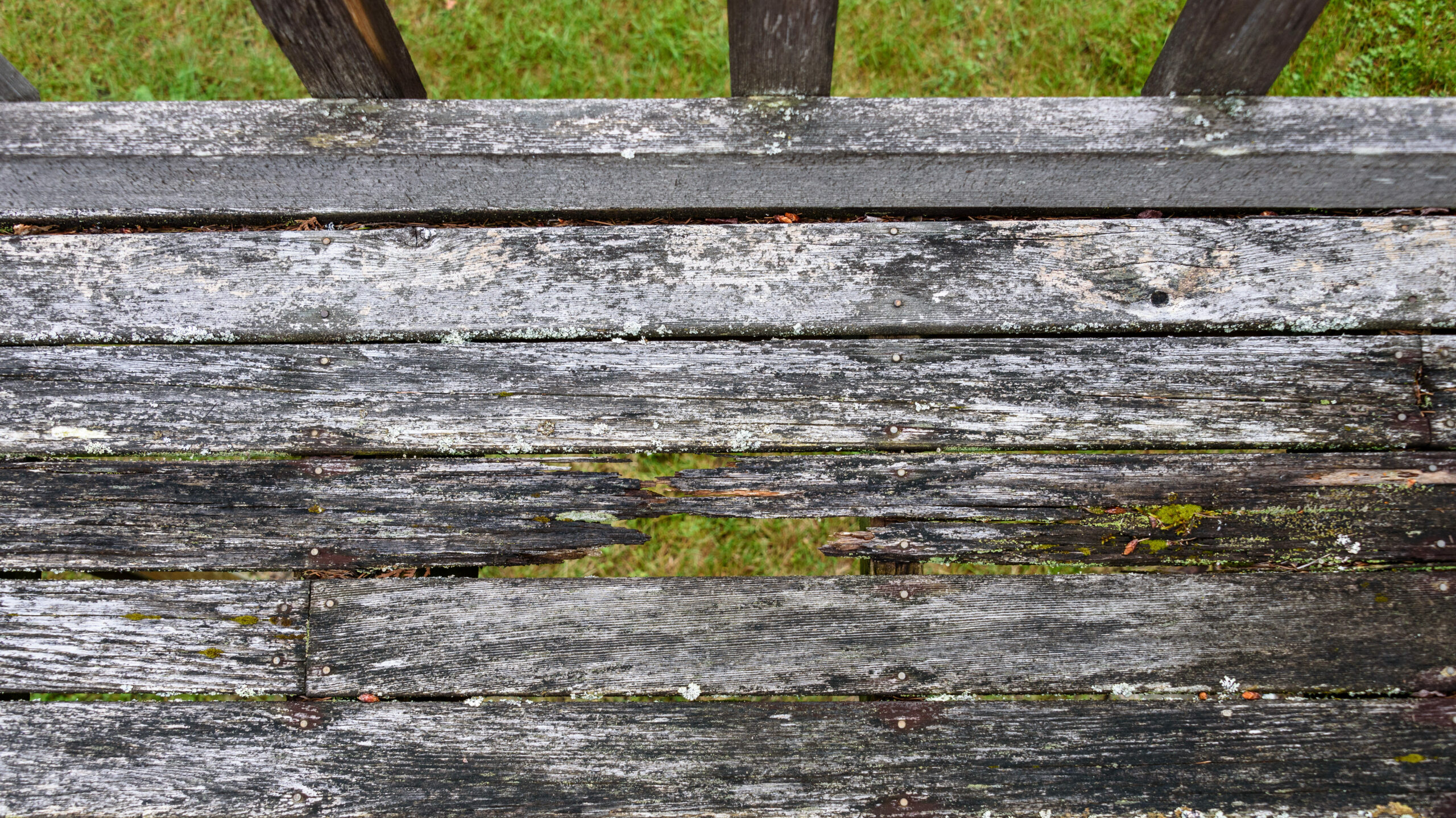 Complete Deck Restoration Guide: Expert Approaches and Solutions